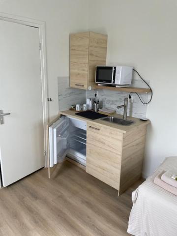 Pension Buitenzicht Geervliet ภายนอก รูปภาพ