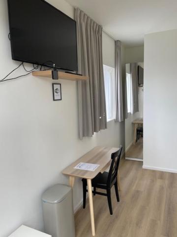 Pension Buitenzicht Geervliet ภายนอก รูปภาพ