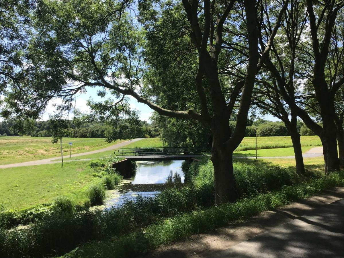 Pension Buitenzicht Geervliet ภายนอก รูปภาพ